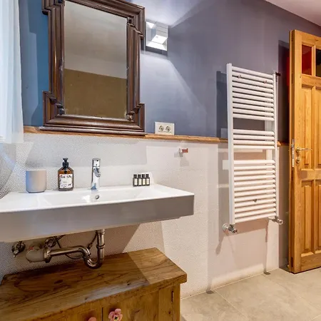 Sakin Ev Guest house