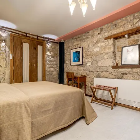 Sakin Ev Guest house