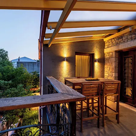 Gasthuis Sakin Ev 3*