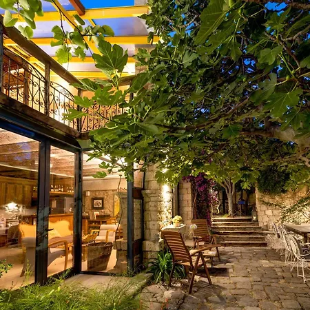 Sakin Ev Gasthof Alaçatı