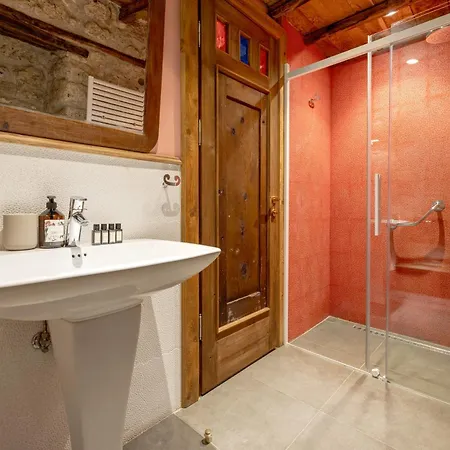 Sakin Ev בית הארחה אלאקאטי