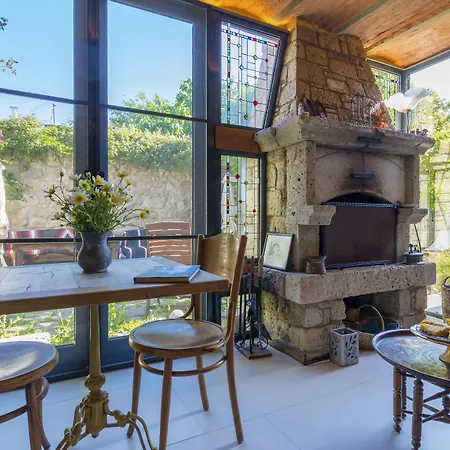 בית הארחה Sakin Ev אלאקאטי